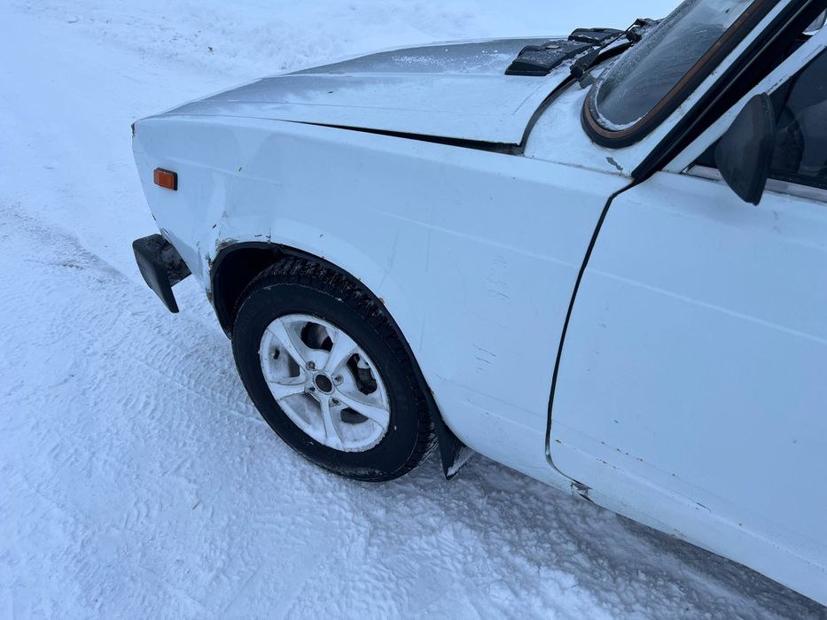 Жигуль 2105  на реставрацію