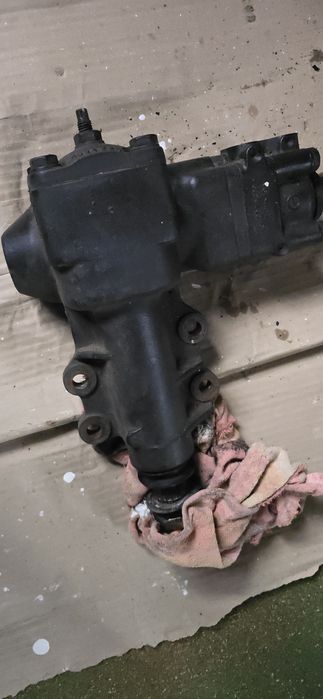 Caixa de Direcção Nissan Terrano 2 td27