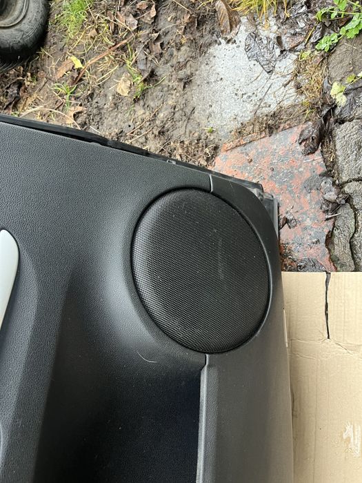 Mercedes gl колонки harman kardon