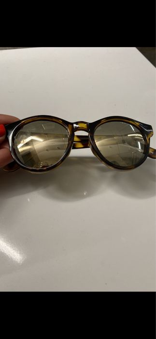 Оригинальные солнцезащитные очки от LE SPECS