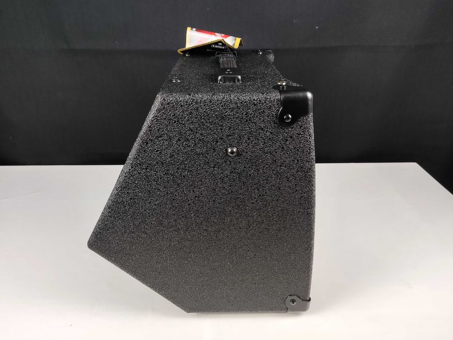 Amplificador Laney RB1 NOVO