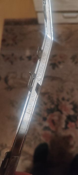 Хром накладка( гриль,7 номер)Фольксваген Пассат в7