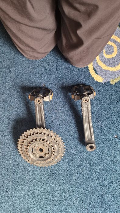 Pedivela de coroa tripla