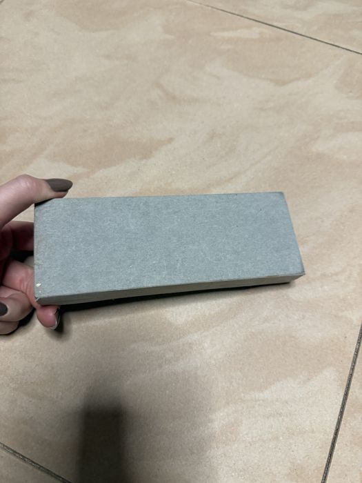 Laser punktowy z roznymi koncowkami w etui