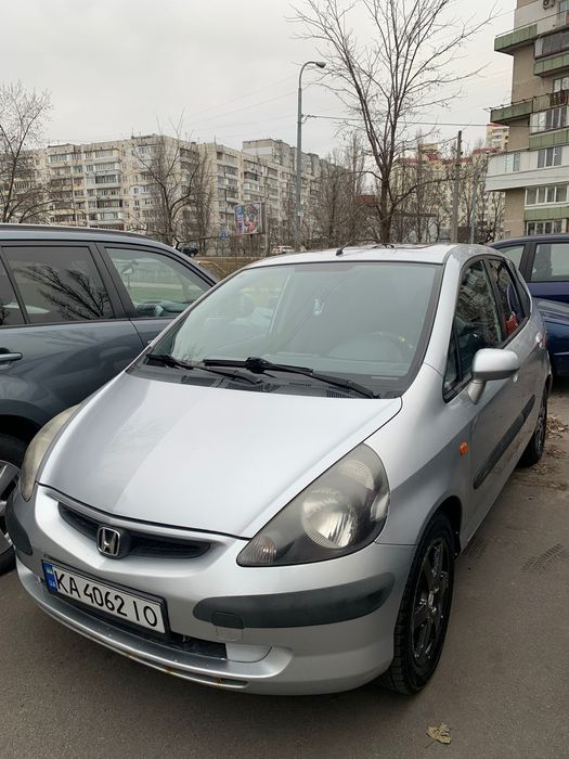 Продам авто Honda Jazz 2002