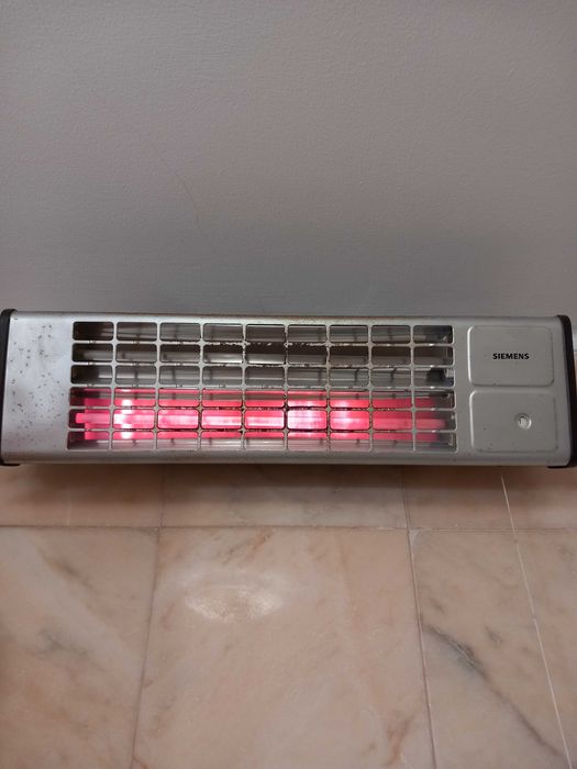 Aquecedor de Parede para WC - Siemens - Bom estado