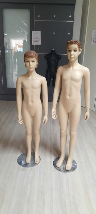 Manequins, bustos e expositores