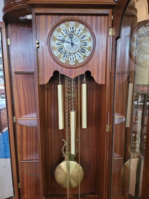 Encantador enorme relógio de pendulo - vendido com ga