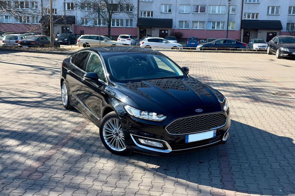 Ford Mondeo Ford Mondeo ŚLICZNY FORD Mondeo Vignale Hybryda 2018 r