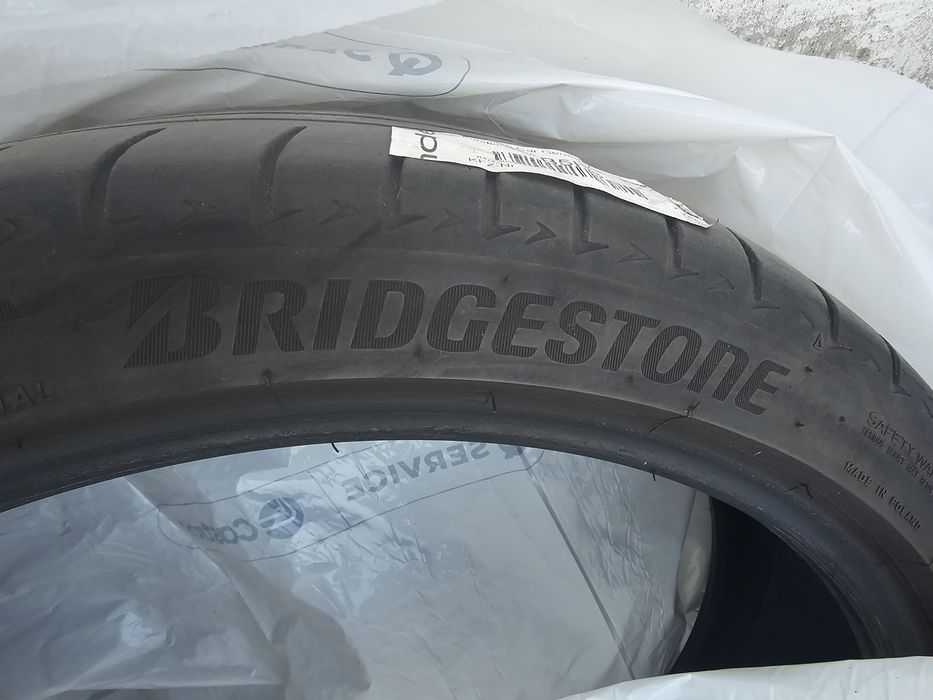 Sprzedam opony letnie 245/40r21