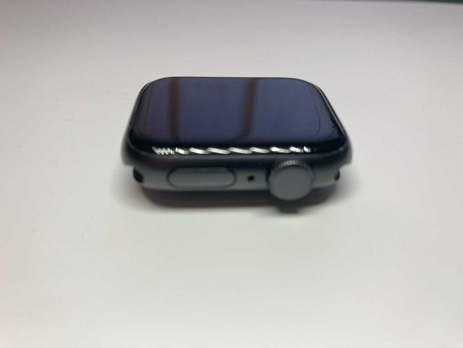 Apple Watch SE black 40мм, гарний стан, оригінал.