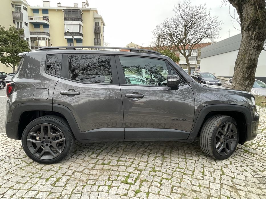 Renegade 4xe “S” 2021 - 80 mil km