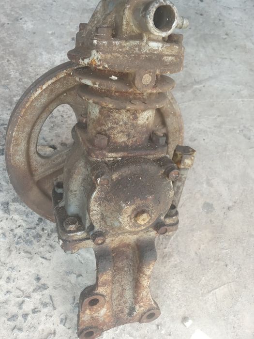 Компрессор газ 66 продам