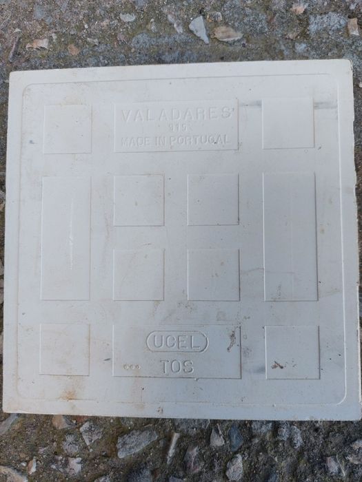 Azulejos brancos 15x15 Valadares