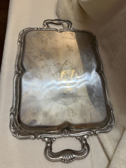 Tin Tray425285952996659202
