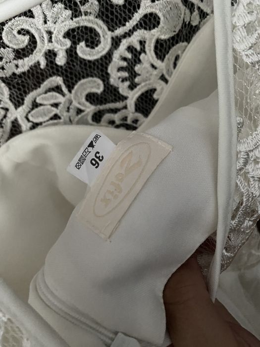 Sukienka jasne ecru 36