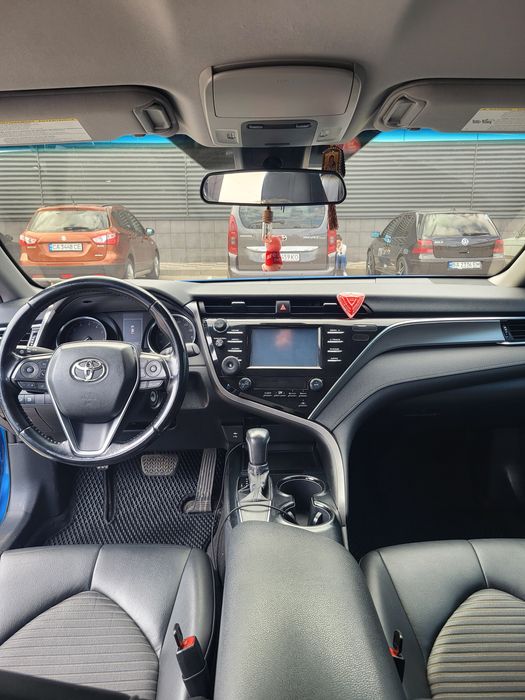 Toyota Camry 2017