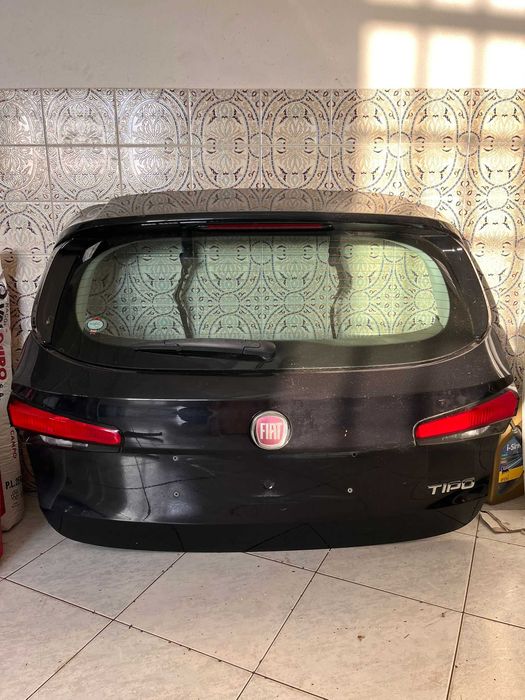 Tampa da Mala Fiat Tipo Carrinha 2016