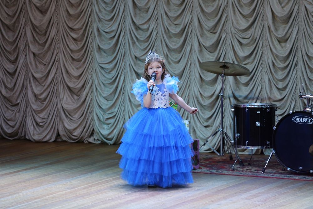 Сукня дитяча шили на замовлення