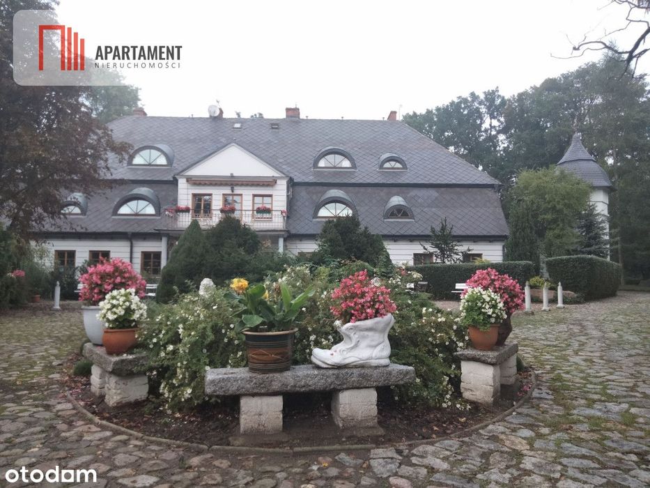 Dom Seniora - Dworek,Pensjonat