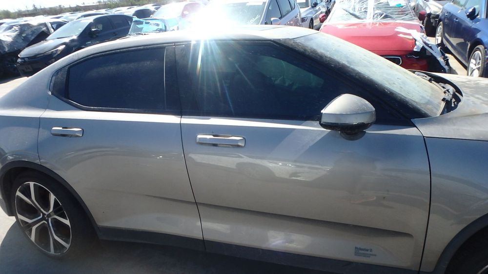 Двері Polestar2 727 колір