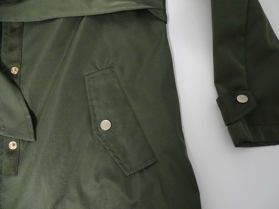 Gabardine/trench coat verde (NOVA POR ESTREAR)