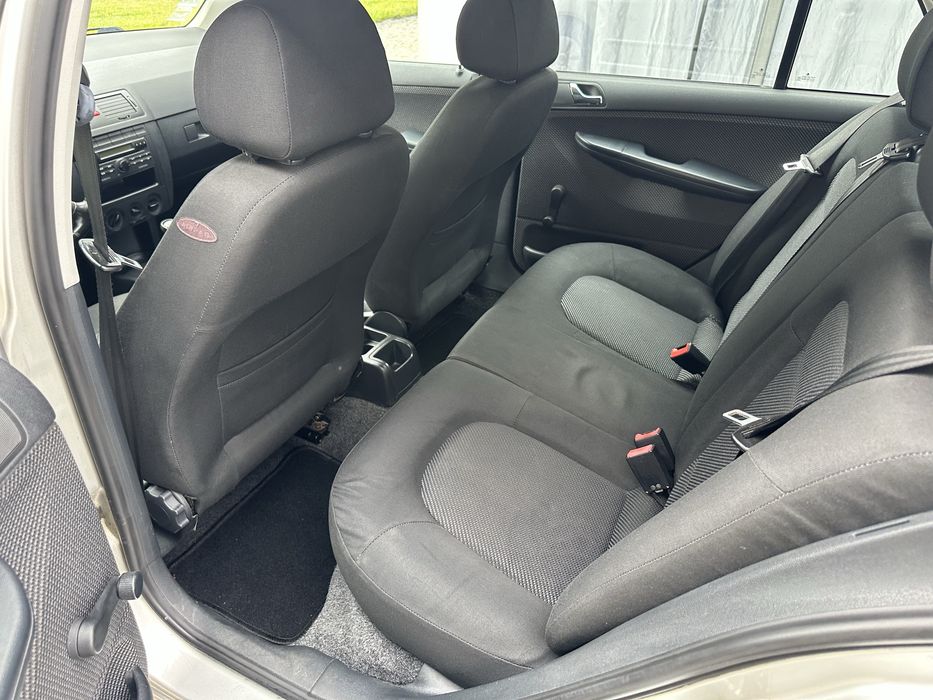 Skoda fabia 1.2 gasolina