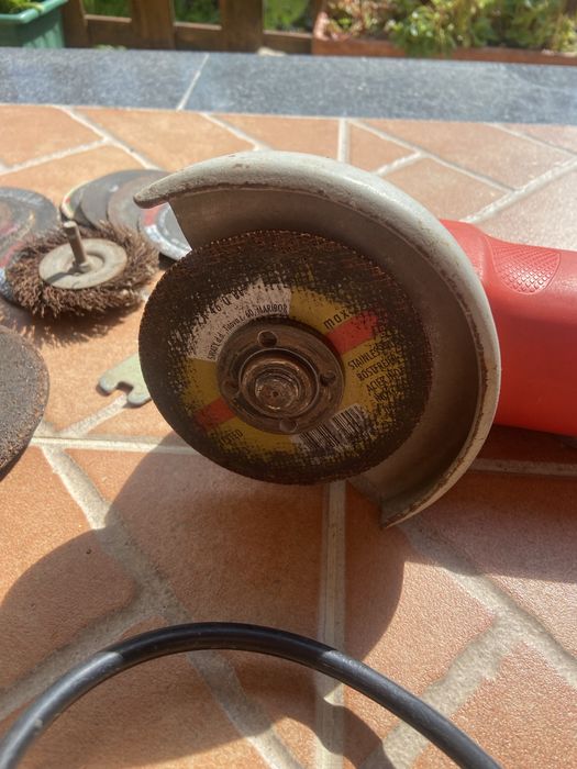 Rebarbadora Black & Decker