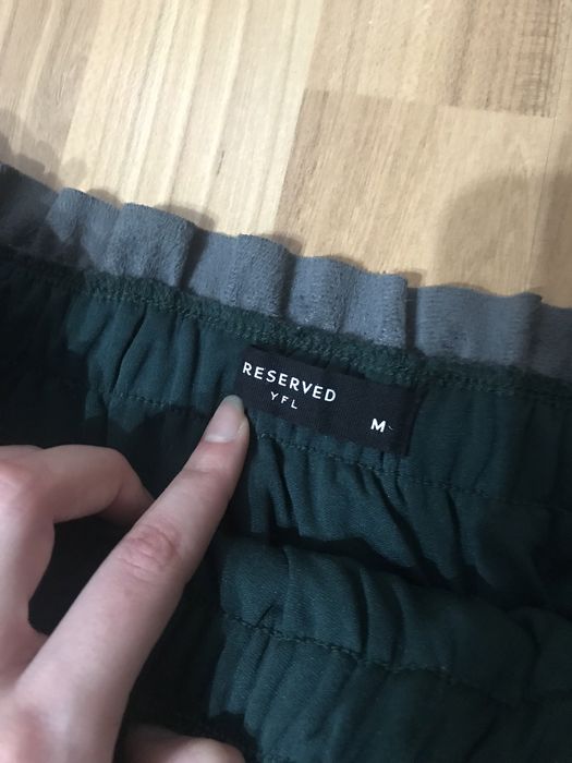 Жіноча шкіряна спідниця reserved