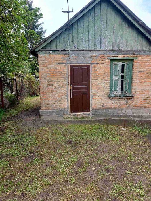 Продам частину будинку на Казбеті по провулку Андрія Химка (працюємо за держпрограмами)