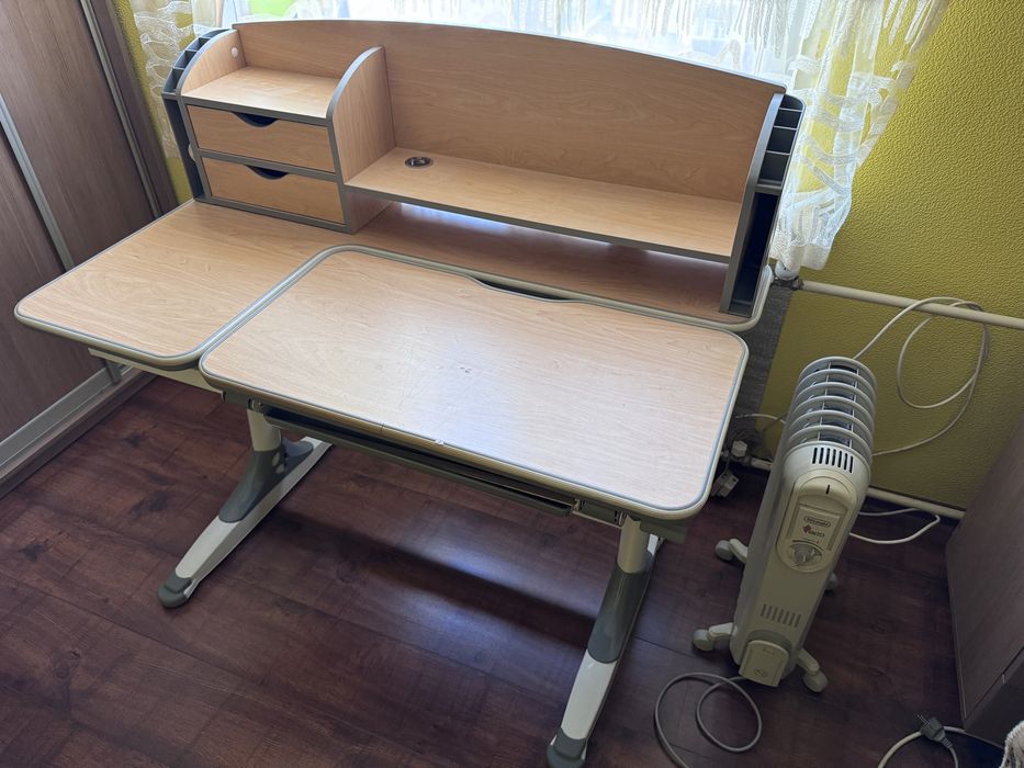 Дитячий стіл Evo-kids Aivengo