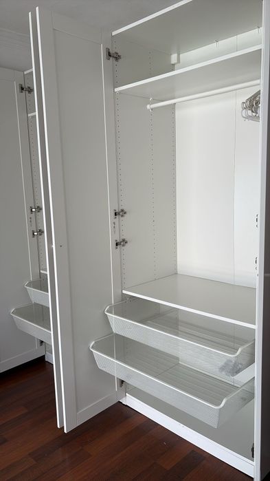 Roupeiro Semi-novo IKEA