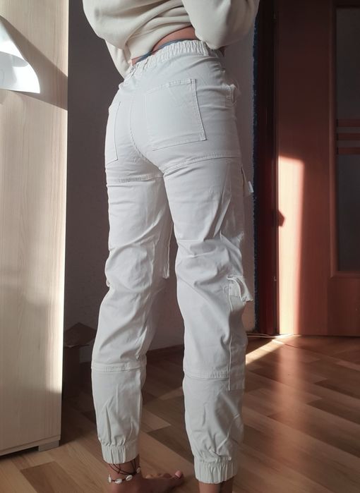 Spodnie Cargo Bershka XS