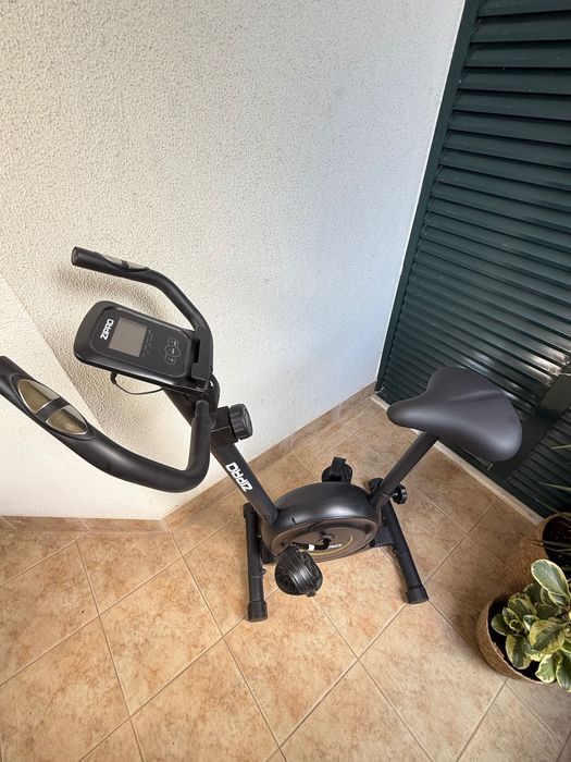 Bicicleta Estática Magnética ZIPRO One S - Excelente estado