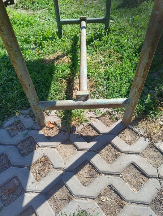 maszynowy stół żeliwny