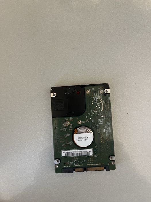 Продаю жорсткий дис тик (HDD)
