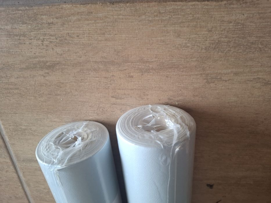 Rolo de papel de parede as riscas