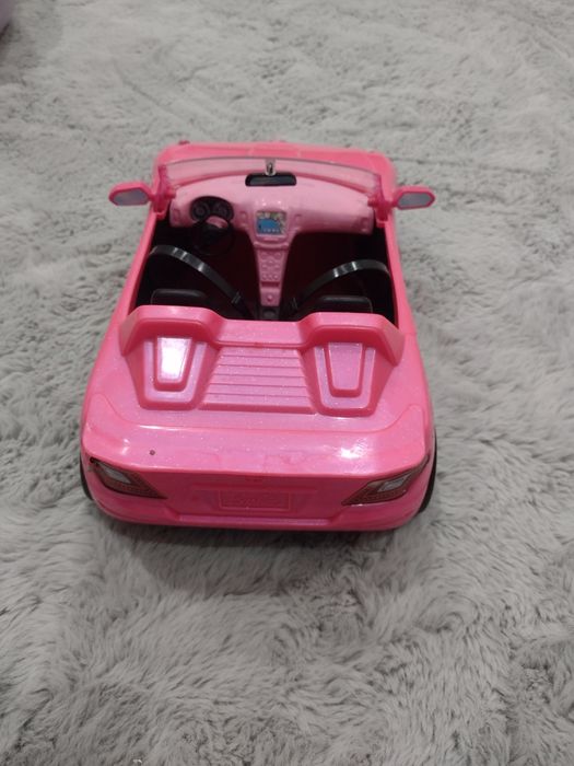 Kabriolet auto Barbie
