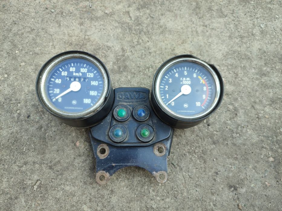 Продам панель приборов на яву 634