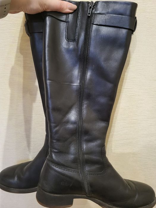 Жіночі осінні чоботи