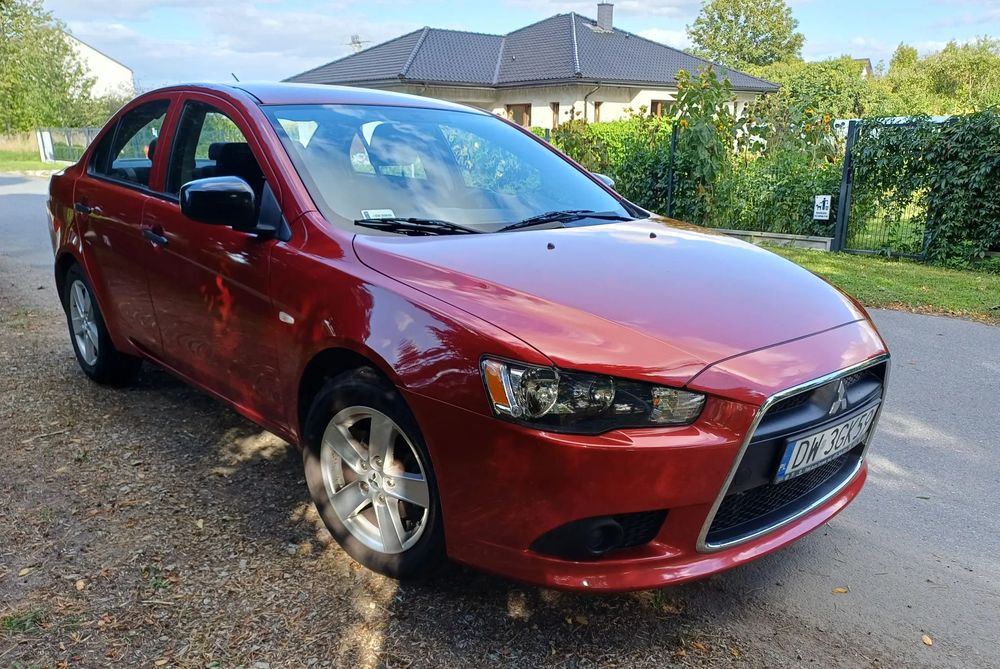 Mitsubishi Lancer