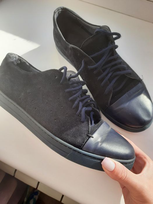 Кеди 42 розміру натуральний замш
