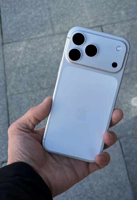 Iphone 17 promax 256GB Silver Troco