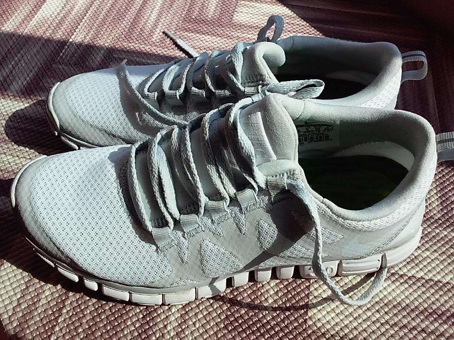 Ténis Nike, novos, brancos, alta qualidade T40 promoção