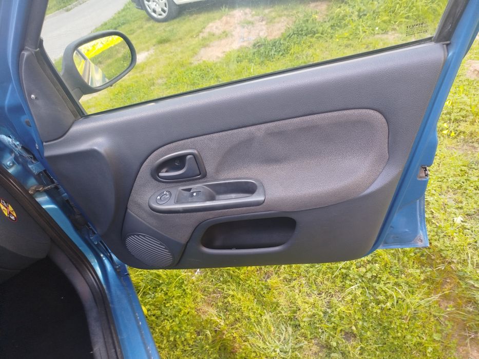 Renault Clio 1.2 , 75cv 2003