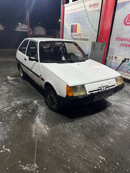 Заз Таврія нова 1102