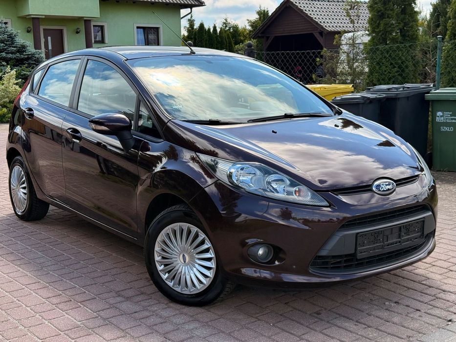 Ford Fiesta mk7 1.4 96KM benzyna / z Niemiec / klima / super stan