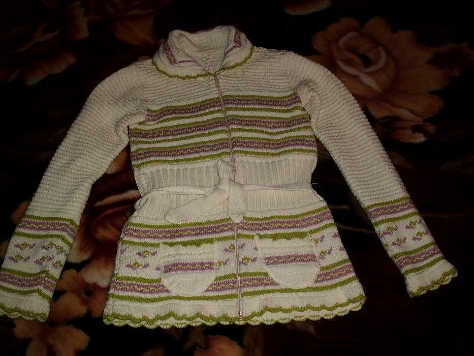 Кофта для девочки 8-10 лет