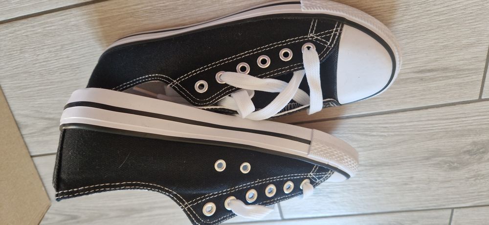 Nowe super trampki 37. 23.5 cm