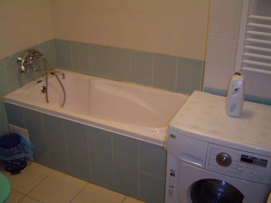 Квартира подобово 2 кімн. Ужгород. 6 хв до центру, поряд  ж\д вокзал